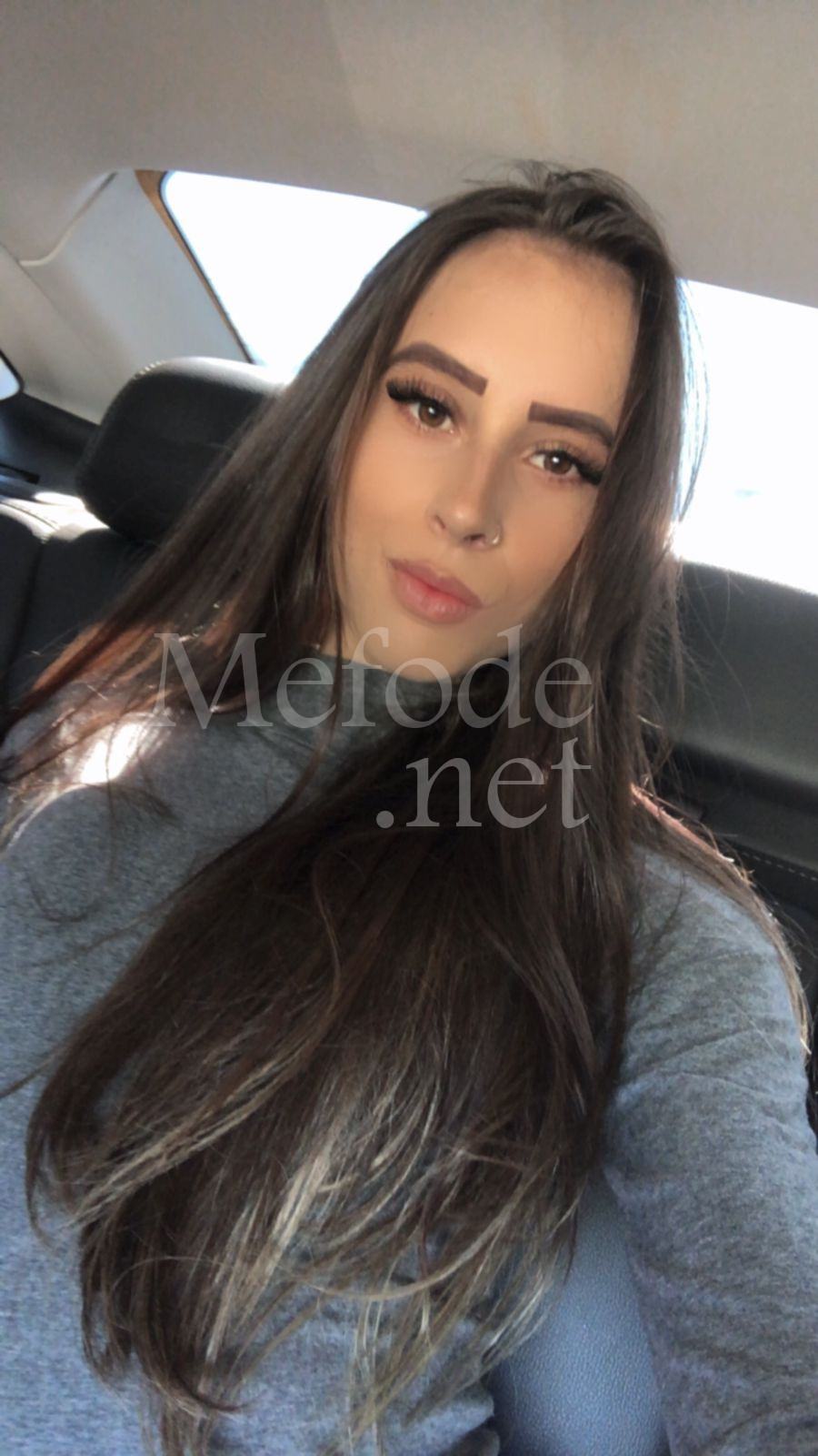 acompanhante-Curitiba-Jardim das Americas-Sexo Vaginal -Emily Ramer