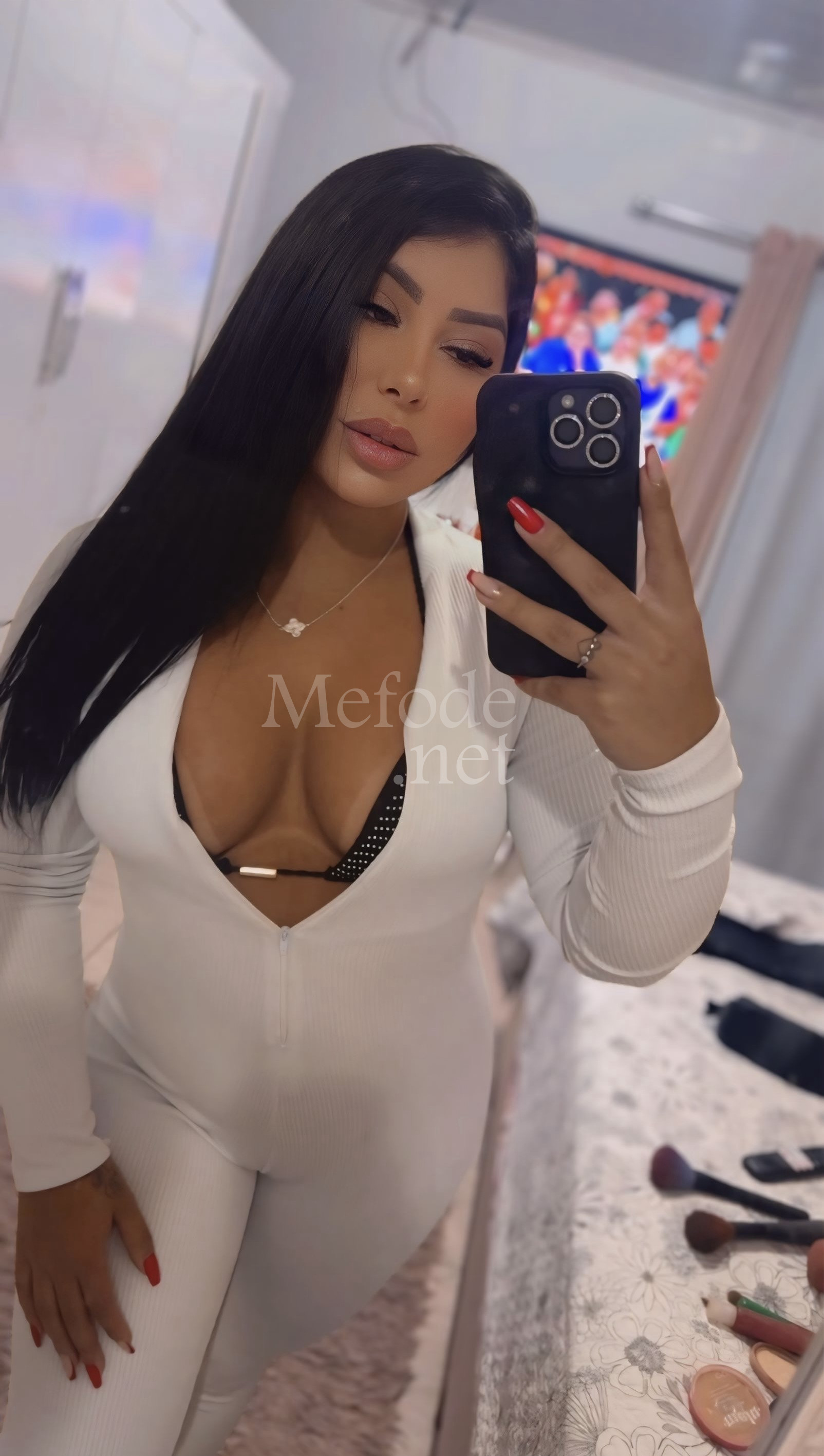 acompanhante-Curitiba-Pinhais-Anal-Thaina Dias