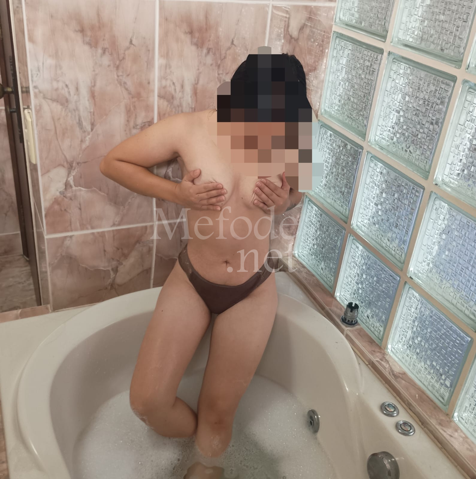 acompanhante-Curitiba-Ahu-Gozo facial-Leticia