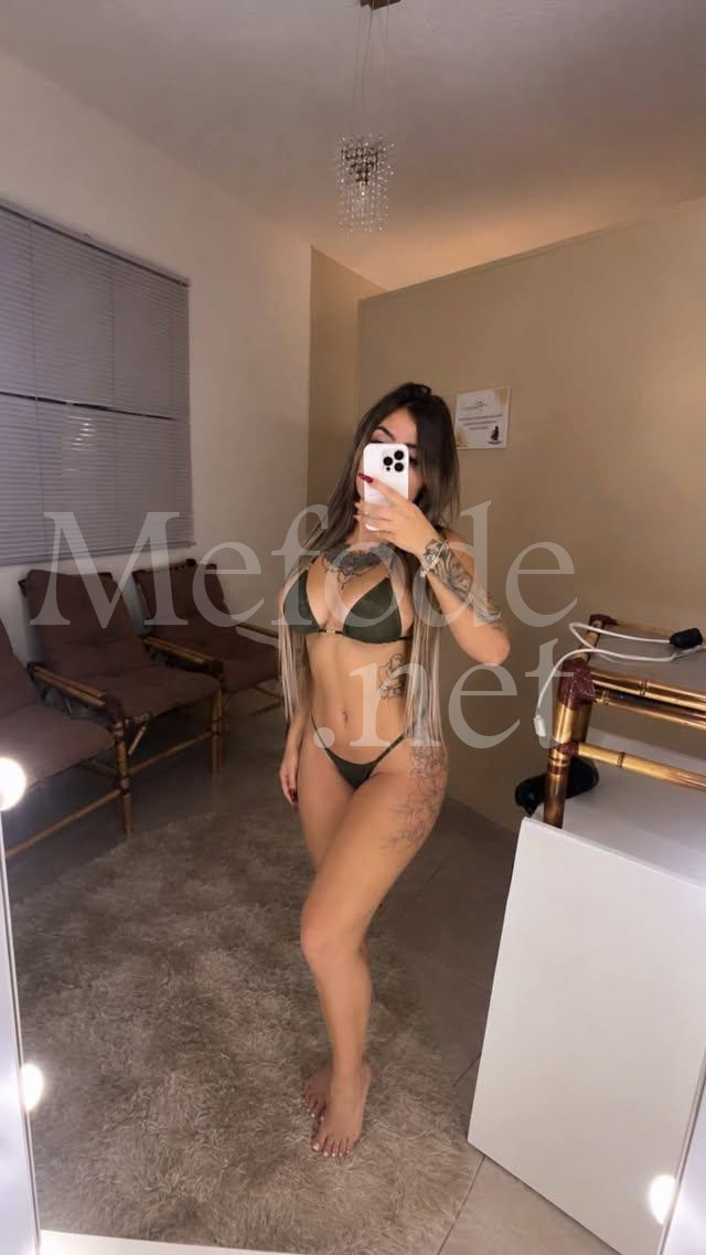 acompanhante-Curitiba-Boqueirao-Oral Sem Camisinha-Maite  Beaumont