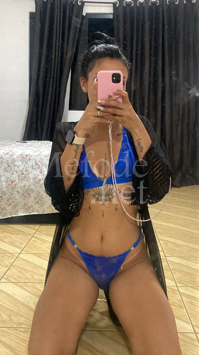 acompanhante-Curitiba-Colombo-Anal-Ana