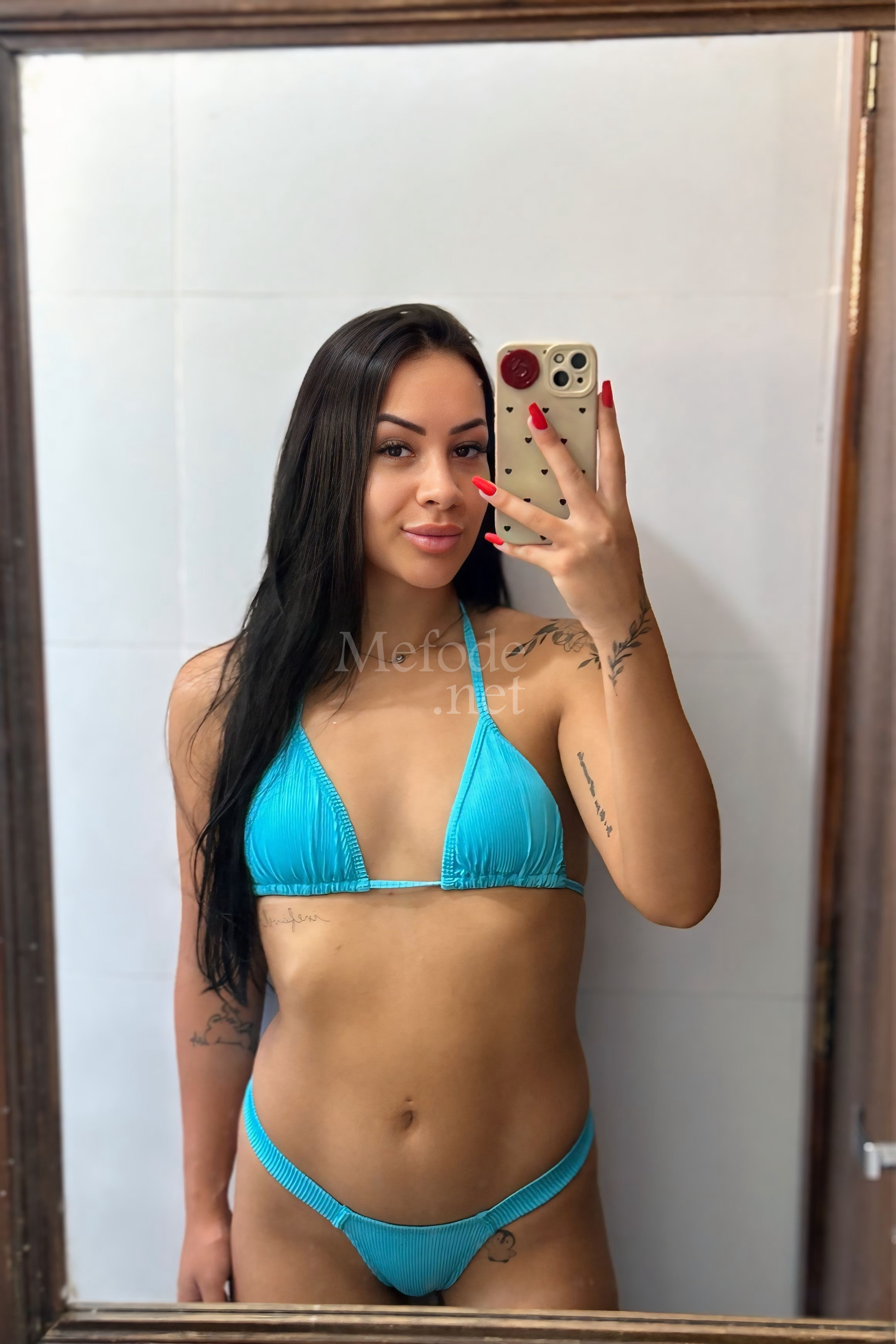 acompanhante-Curitiba-Pinhais-Oral Sem Camisinha-Mili