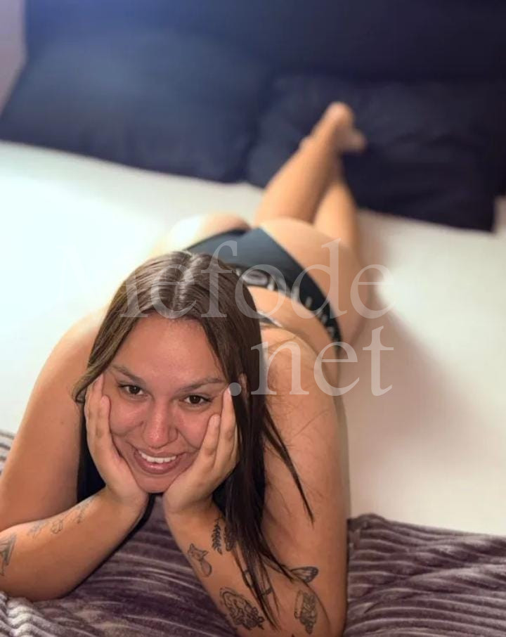 acompanhante-Curitiba-Tatuquara-Garganta Profunda -Lidiane