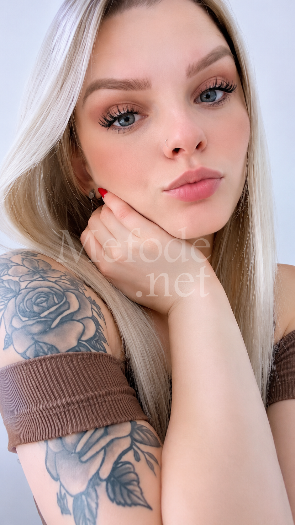 acompanhante-Curitiba-Pinhais-Beijo Romântico-Aline Costa 
