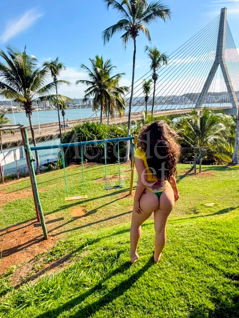 acompanhante-Curitiba-Sitio Cercado-Deixa Chupar -Anitta
